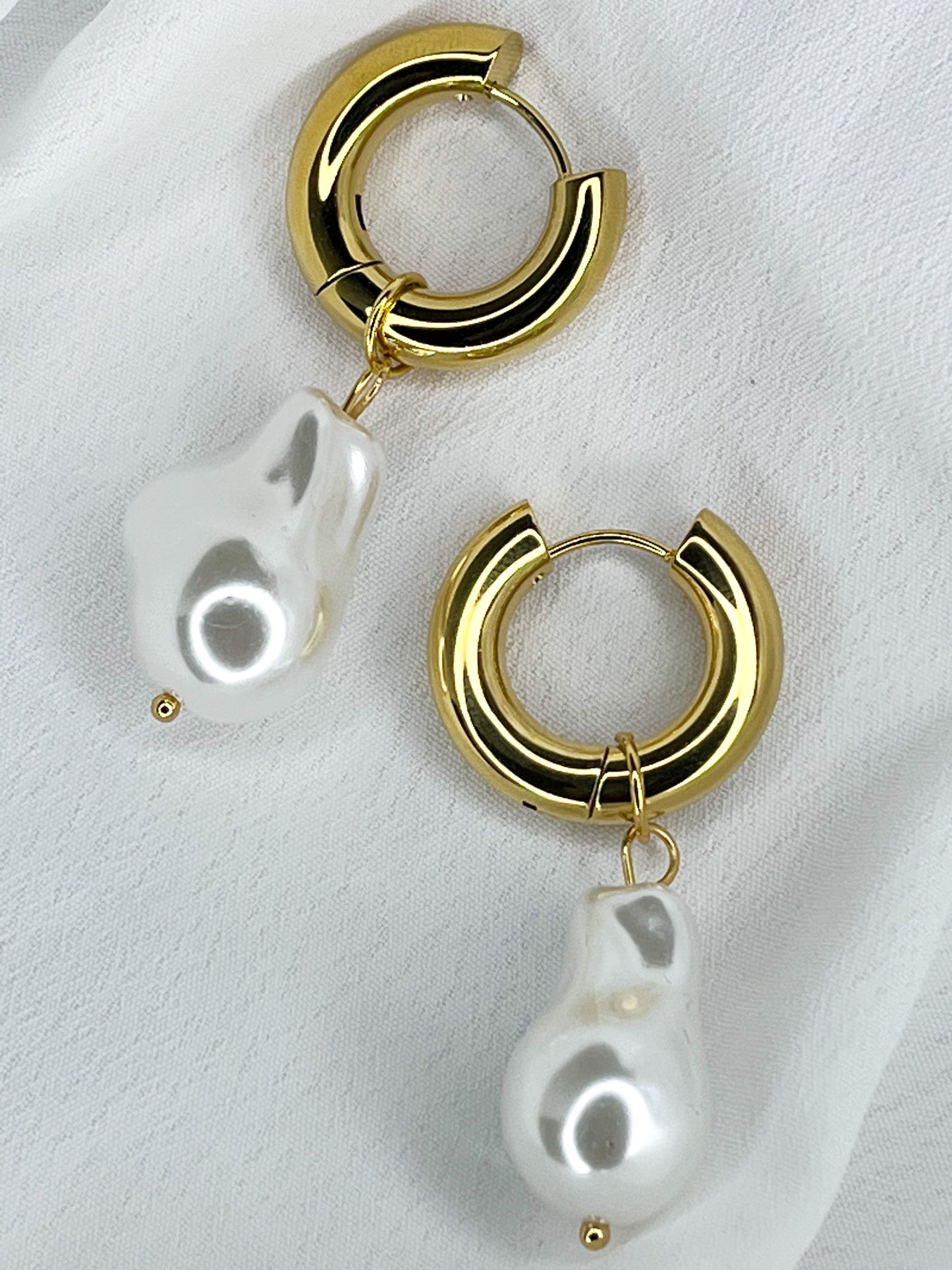 MAR Earrings